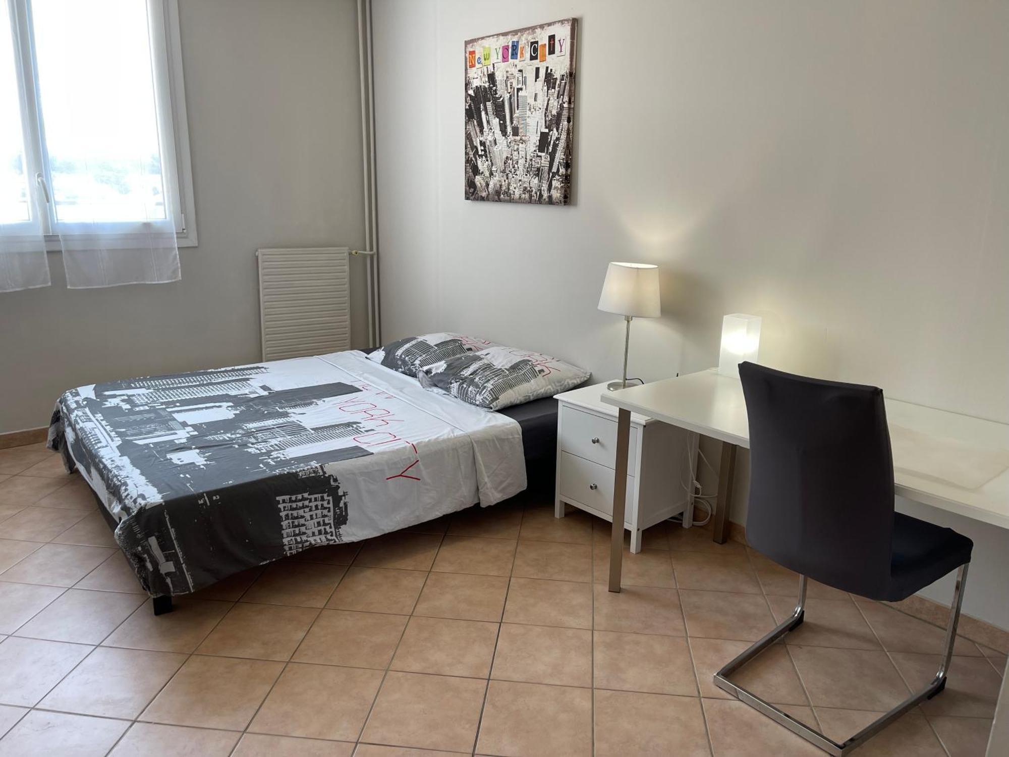 Chambre Privee En Colocation Dans Un Appartement Vaulx En Velin Centre Buitenkant foto