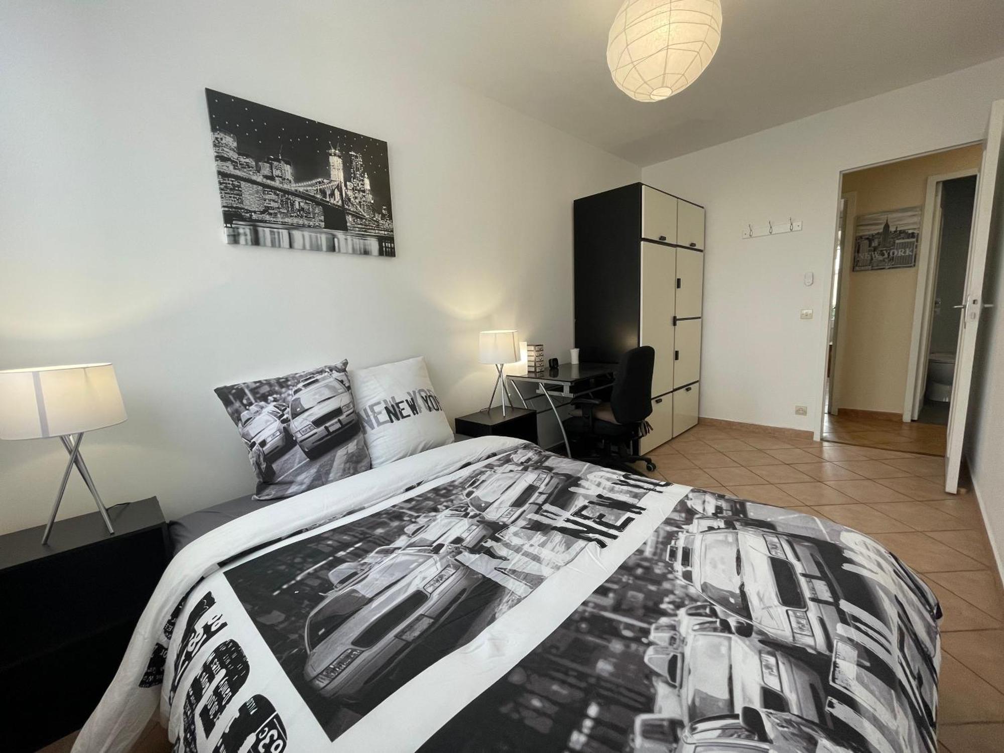 Chambre Privee En Colocation Dans Un Appartement Vaulx En Velin Centre Buitenkant foto